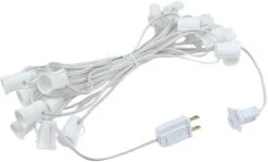 Nouveauté Lumières Suspension Clair Incandescent Noël String Lights - Rétro Traditionnel C9 Intérieur/Extérieur Lumière Set W/25 Mini Ampoules Pour Lignes De Toit, Patios (White Wire, 25' Long) -Oui || N/A || pearhead 518mXH9V78L. AC SL1000