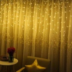 ZIMINGU Icicle Diwali Lumières Extérieur, Noël Rideaux De Fenêtre Suspendus Pendant 16,4FT 216LED 8 Modes Pleurant Saule Plafonnier String L -Oui || N/A || pearhead 61Nxa2LgIiL. AC SL1010