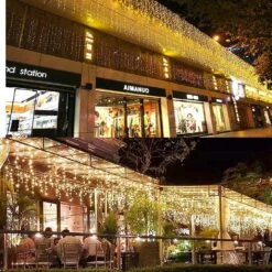 Feux à Glaçons à LED JIAMEIYI, Chaîne De Feux De Suspension De Fée De Rideaux 8 Modes 13FT 96 LED Plug De Noël Extensible En Lumières Pour Le Plafond De Fête Balcon Terroration Intérieure Extérieure En Patio (blanc Chaud, 4) -Oui || N/A || pearhead 71FU84zrxhS. AC SL1010