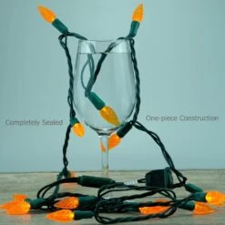 YULETIME Orange C6 Fraise LED Lumières De Noël, 33 Ft 100 Count 4" Espacement Une Pièce Haute Étanche UL Certifié Chaîne Lumière (Orange) -Oui || N/A || pearhead 71H1u6p5OIL. AC SL1500