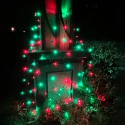 HISHINY LED Noël Net Lumières Décorations De Noël En Plein Air Lumières 5ftx5ft 100LED Fil Vert, Connectable Bush Mesh Net Lights String Pour Halloween Fête De Noël,Arbrisseau,Yard,Tree（Rouge Et Vert -Oui || N/A || pearhead 71KAu5e2NL. AC SL1500