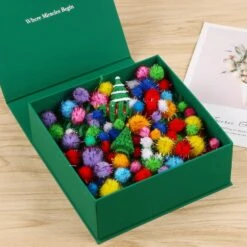 Harapu Assorti Taille Petite Boules Étincelles, Tinsel Pom Poms Boules De Manchette Paillettes Pompons Pour Chat Chatons Arts Artisanat Jouets DIY Noël, 100 Pcs -Oui || N/A || pearhead 71SOJphuJ3L. AC SL1500