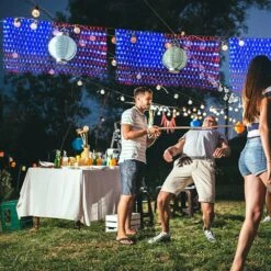 PUHONG American Flag Net Lights, 420 LED USA Flag String Lights, Outdoor Waterproof Patriotic Ornaments For Independence Day National Day 4 Juillet Memorial Day Noël New Year Party Yard Decor -Oui || N/A || pearhead 71iUJVsE1L. AC SL1000