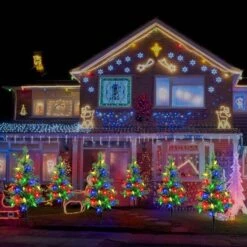 Ensemble Amélioré De Lumières D'arbre De Noël Solaire 4pcs Décorations Extérieures, Avec 80 LED Solar Christmas C6 String Lights For Outside Yard, Patio, Garden, Grave, Cemetery Xmas Ornaments (Multicolore) -Oui || N/A || pearhead 81H4W2dX9dL. AC SL1500