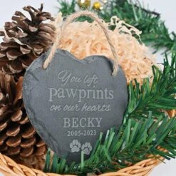 Jocidea Personnalisé Animal Domestique Ornement De Noël, Personnalisé Animal Perte Ornement Animal Domestique Mémorial Deuil Sympathie Cadeau Souvenir Cadeau Pour Animal Domestique Personnalisé De Noël Ornements Pour Chien Chat - Pet Loss Cadeau -Oui || N/A || pearhead 81SwzBxFslL. AC SL1500