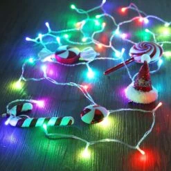 Lumières De Cordes De Noël RVB Lomotech, 98FT 300LED 16 Lumières De Noël Multicolores à Changement De Couleur Avec Télécommande, Prise En Plein Air Cordon Clair Pour Halloween, Noël, Fête, Décorations Pour La Maison -Oui || N/A || pearhead 81XQ0avehiL. AC SL1500