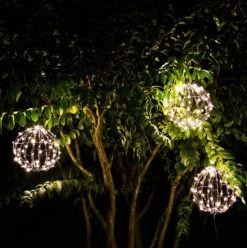 Elf Logic 3 Pack 16” Extérieur/Intérieur LED Boules De Lumière De Noël. Durable, Imperméable, Longue-Last, Léger Bright Light Ball. Lumières LED Chaudes Pour Décor De Vacances, Patio, Décor De Mariage -Oui || N/A || pearhead 81YY3vbhisL. AC SL1403