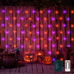 Purple Orange Halloween Net Lumières Batterie Fonctionnée, 4.9ft ×4.9ft 100 LED Net Fées Lumières 8 Modes Télécommande Dimmable Jardin Patio Mesh Éclairage Pour Bush Deck Clôture Wall Party Mariage Noël