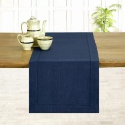 D'Moksha Bleu Marine Table Runner 14 X 72 Pouces, 100% Pur Linge Hemstitch Table Runner 72 Pouces Long, Parfait Pour Noël, Thanksgiving, Mariage, Fête, Salon, Facile Soins Machine Lavable